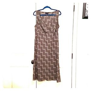 Knee length vneck dress